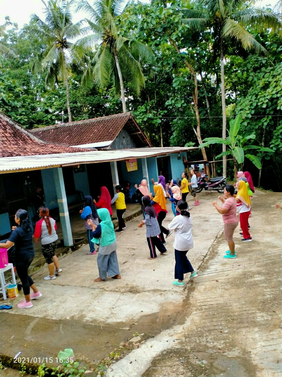Senam Rutin Padukuhan Kliripan